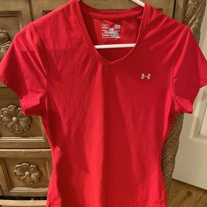 Womens Under Armour shear Gear Red Top L